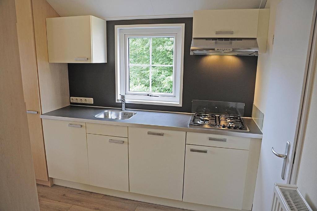 Lodge 6 Personen Camping De Molenhof Reutum Exterior foto